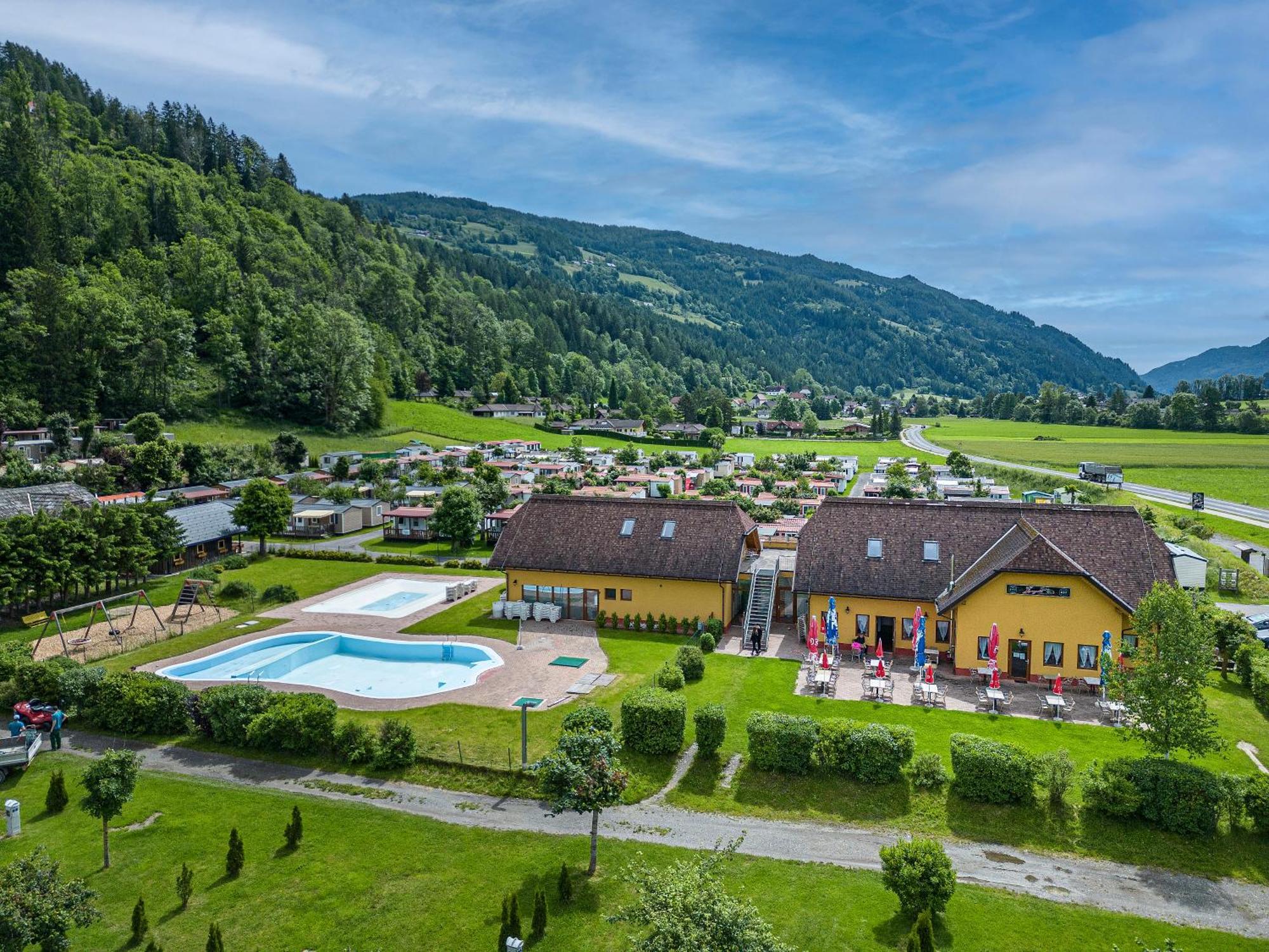 Albatross Mobile Homes On Camping Bella Austria Sankt Peter am Kammersberg Eksteriør billede